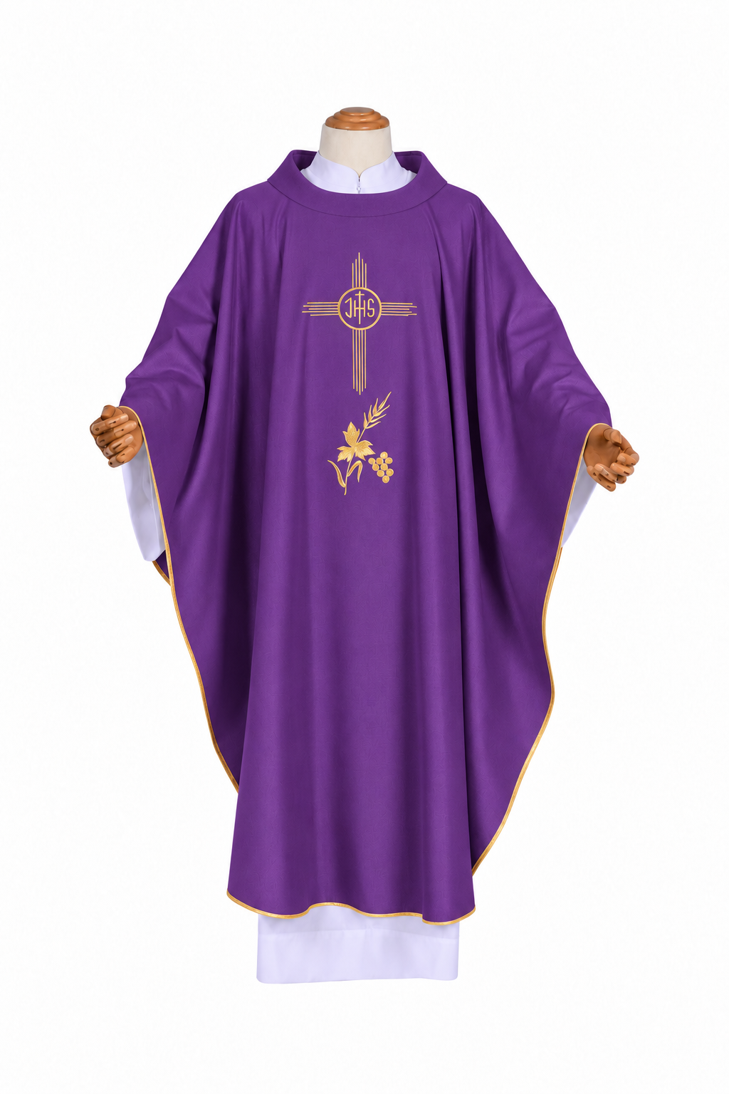 Casulla con Bordado IHS