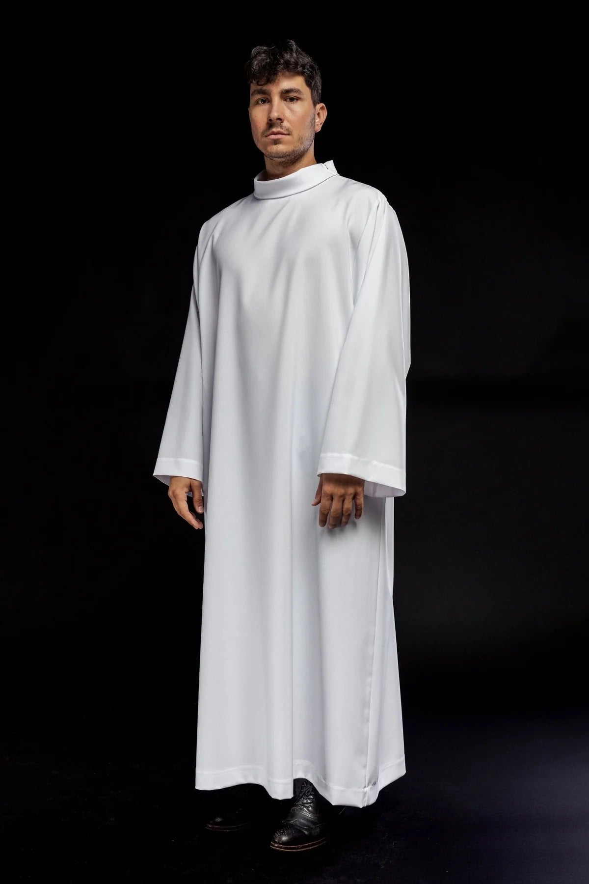 Alba sacerdotal lisa