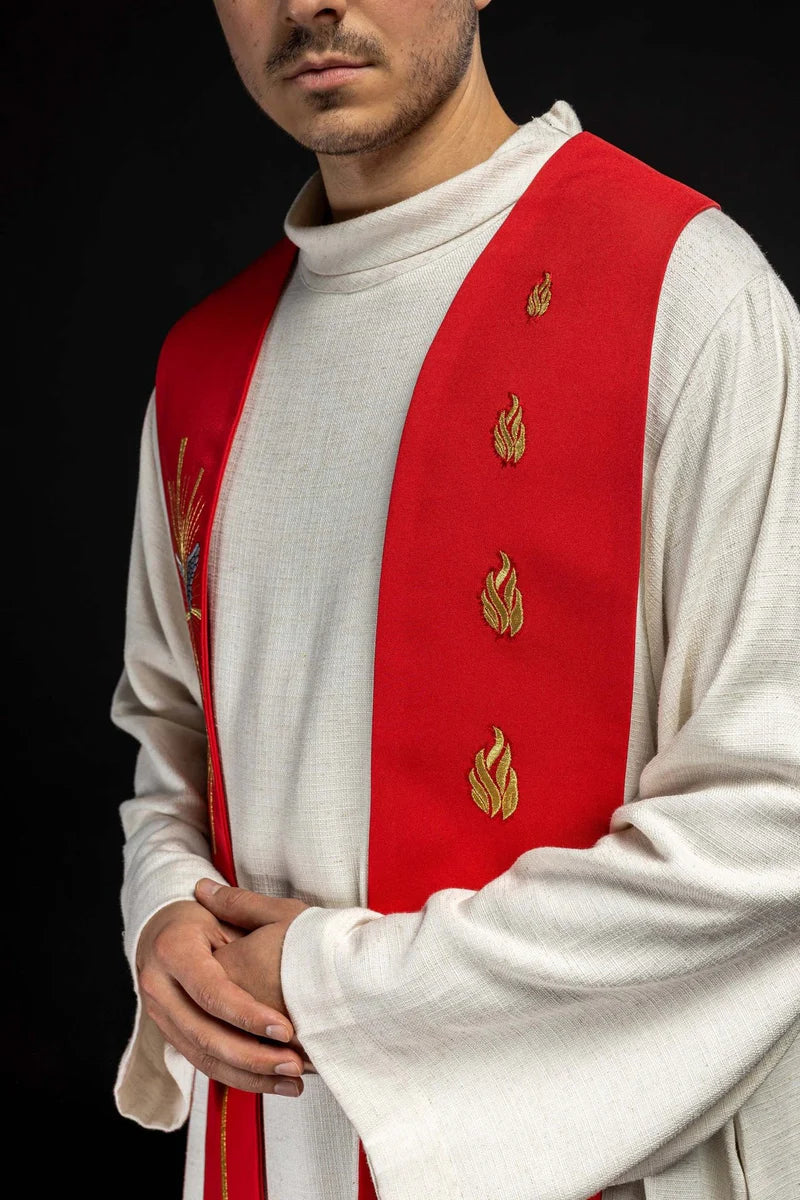 Estola sacerdotal bordado con Espíritu santo
