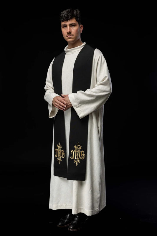 Estola sacerdotal negra bordado "JHS"
